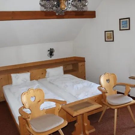 Hotel-pension Hauser *